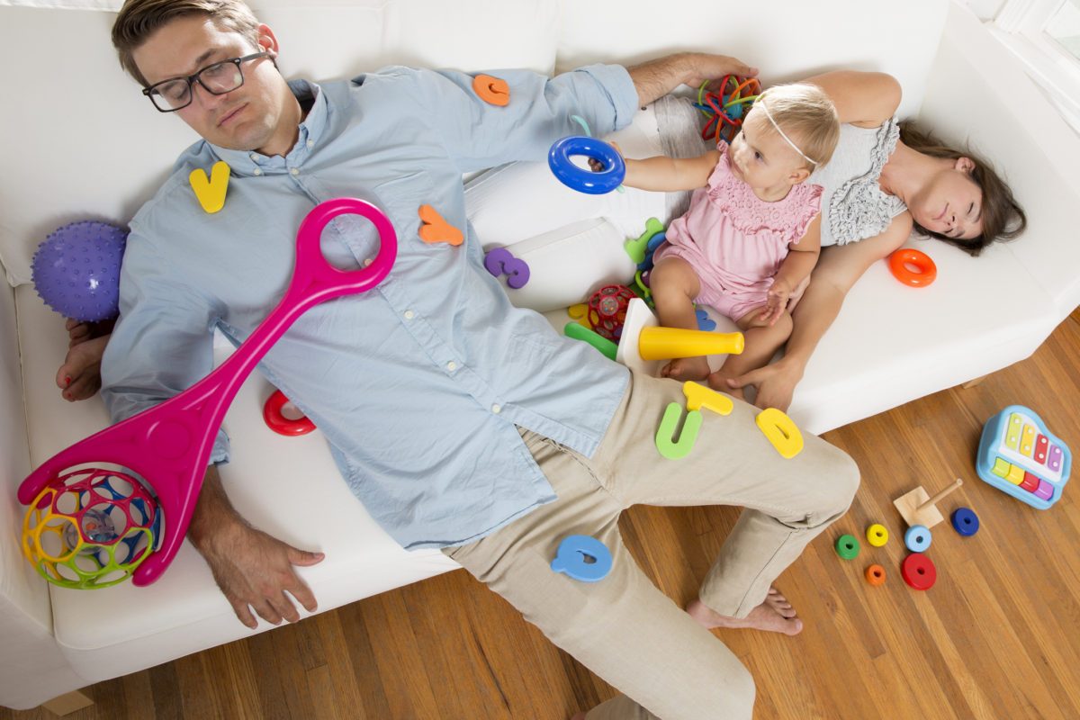 Consejos para evitar el dolor de espalda cuando llega un nuevo integrante a la familia | Dolor de espalda y bebé